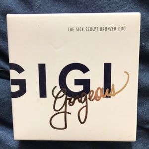 Gigi Gorgeous bronzer duo
